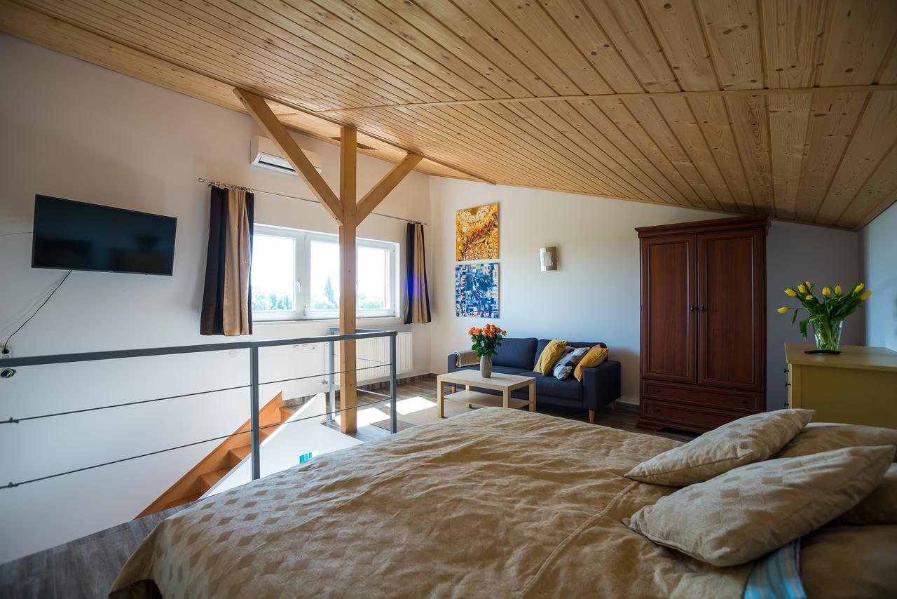 Duna Apartman Taksony Zewnętrze zdjęcie